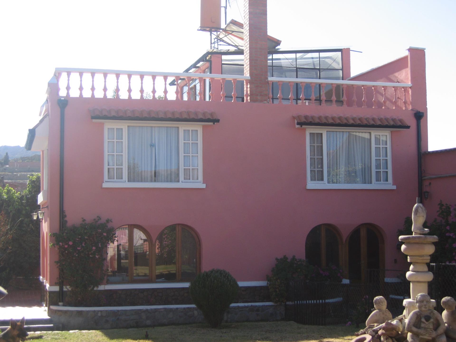 Casa en Mallasa en La Paz 4 dormitorios 5 baños 6 parqueos Foto 3