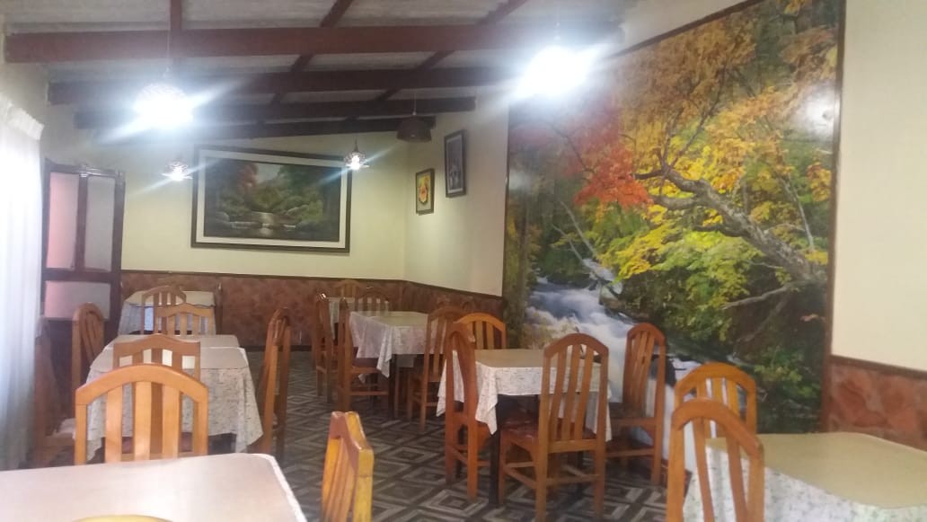 Casa en Sucre en Sucre 4 dormitorios 5 baños 2 parqueos Foto 11