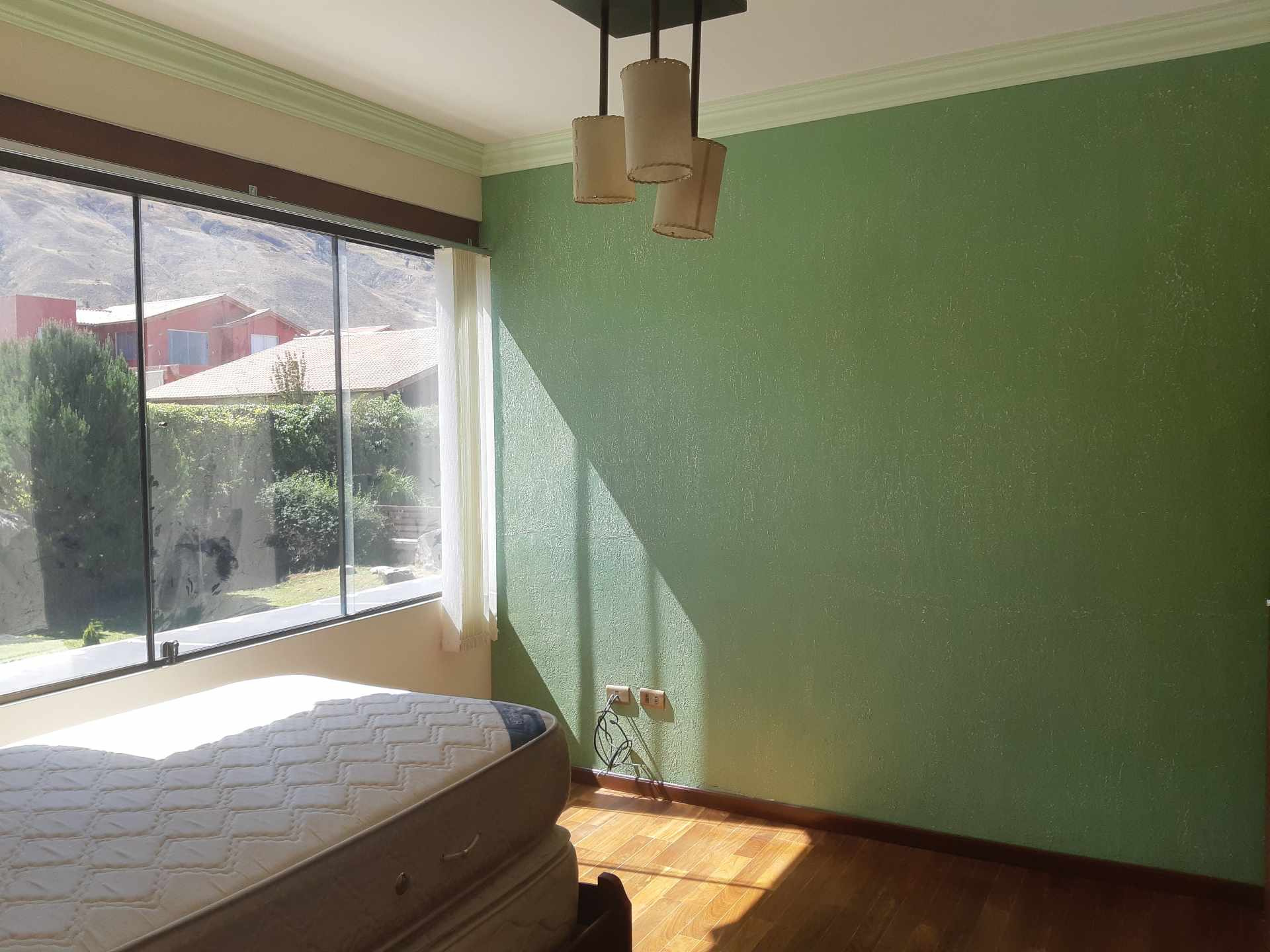 Casa en Villa Taquiña en Cochabamba 5 dormitorios 5 baños 3 parqueos Foto 8