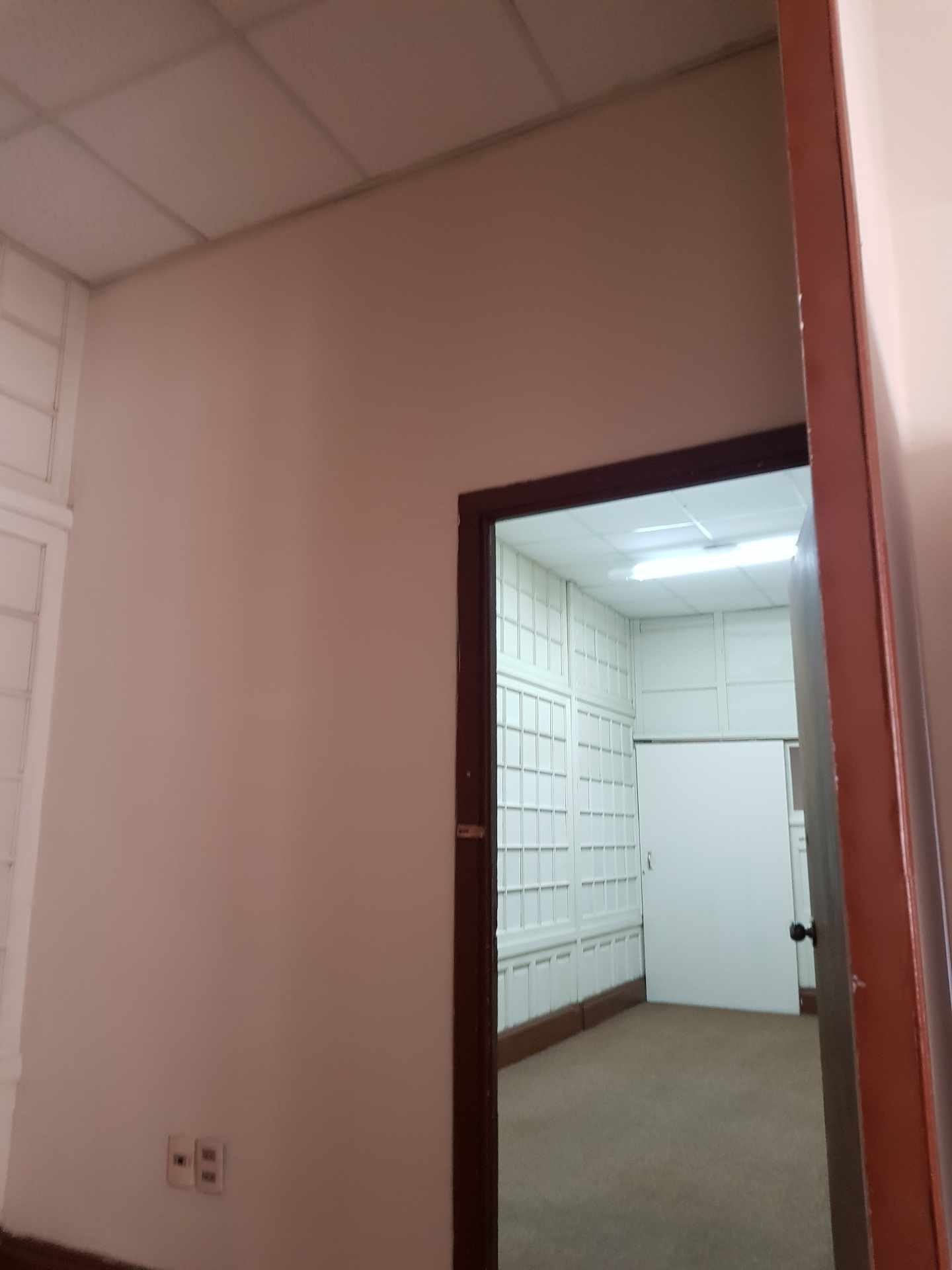 Oficina en AlquilerCentro, Socabaya una cuadra Plaza Murillo 7 dormitorios 3 baños  Foto 7