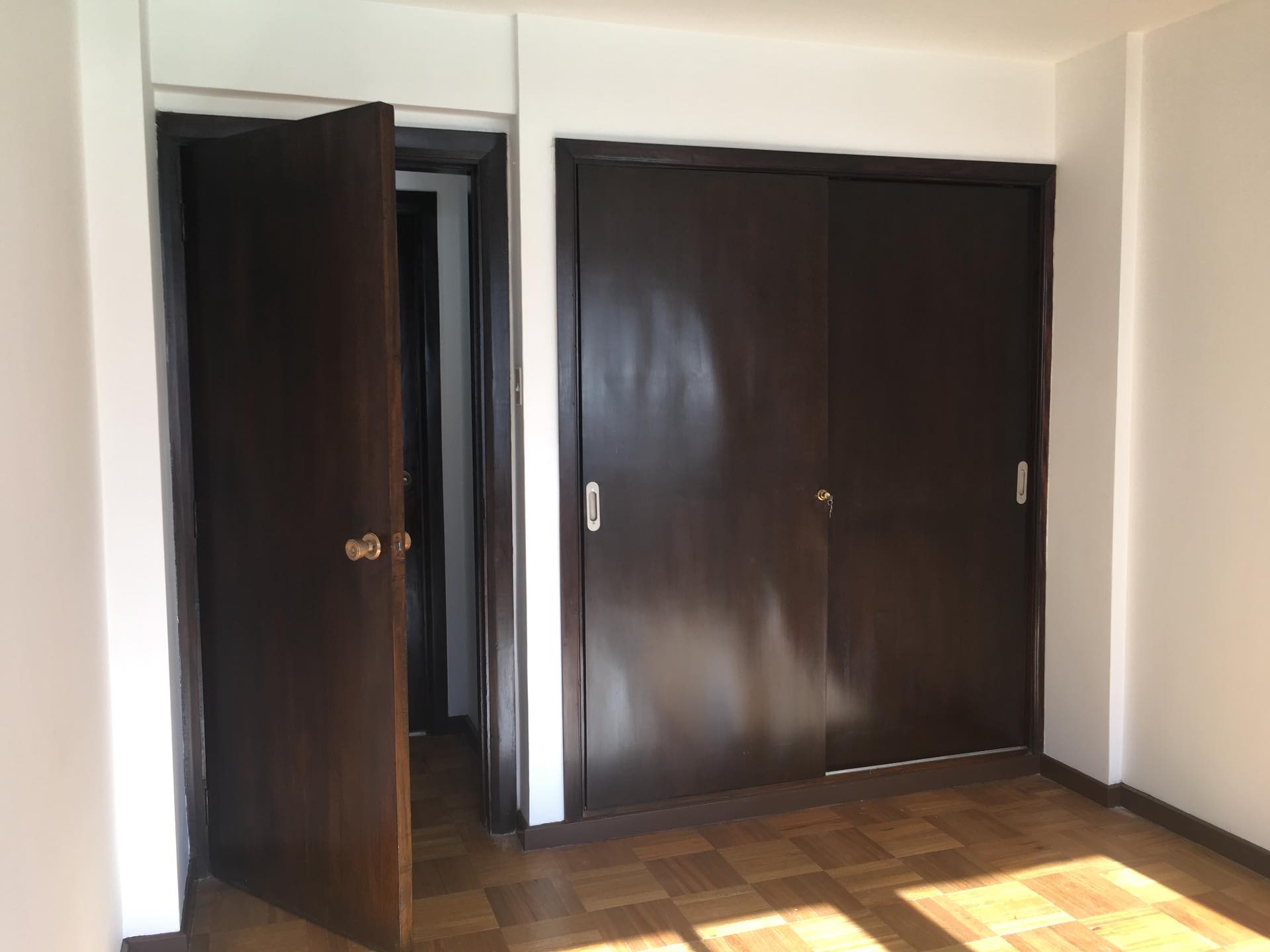 Departamento en Sopocachi en La Paz 4 dormitorios 4 baños  Foto 32