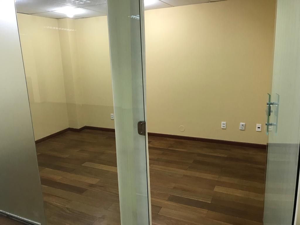 Edificio en Obrajes en La Paz 1 dormitorios 6 baños  Foto 8