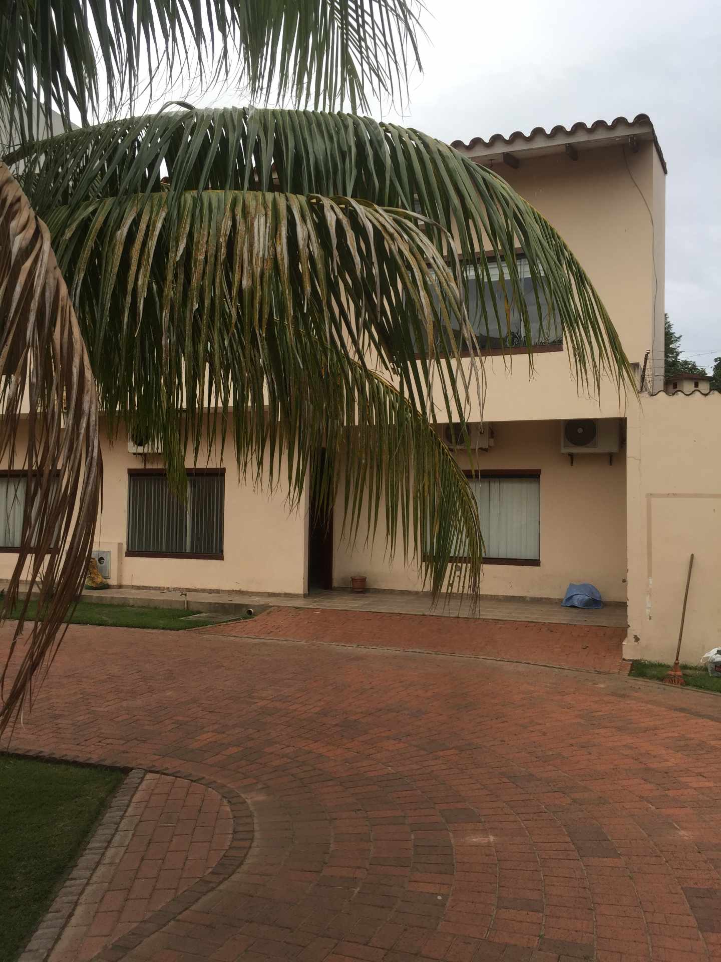 En Alquiler a $us 750 Foto 2