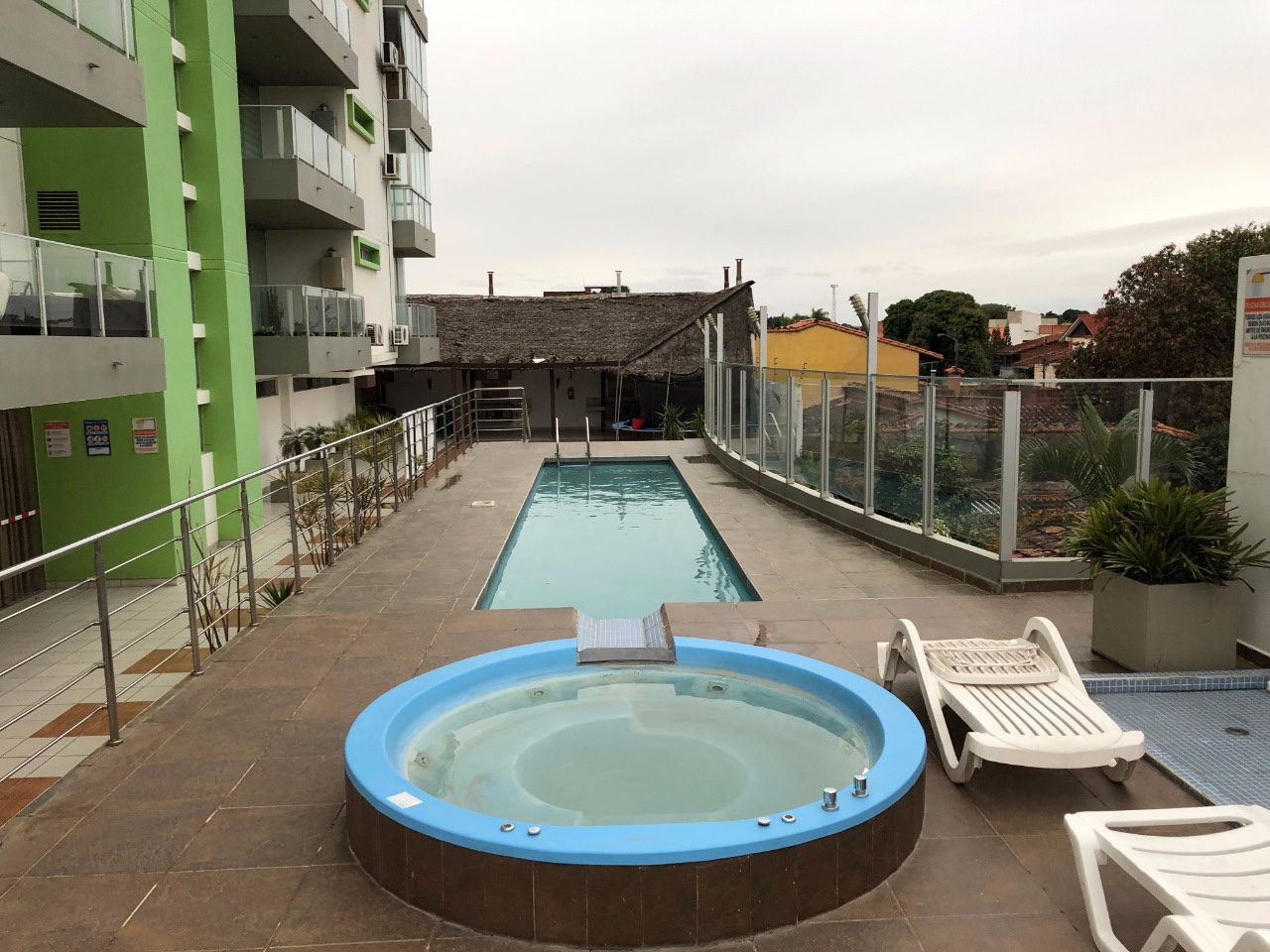 Departamento en Entre 3er y 4to anillo Oeste en Santa Cruz de la Sierra 3 dormitorios 2 baños 1 parqueos Foto 11