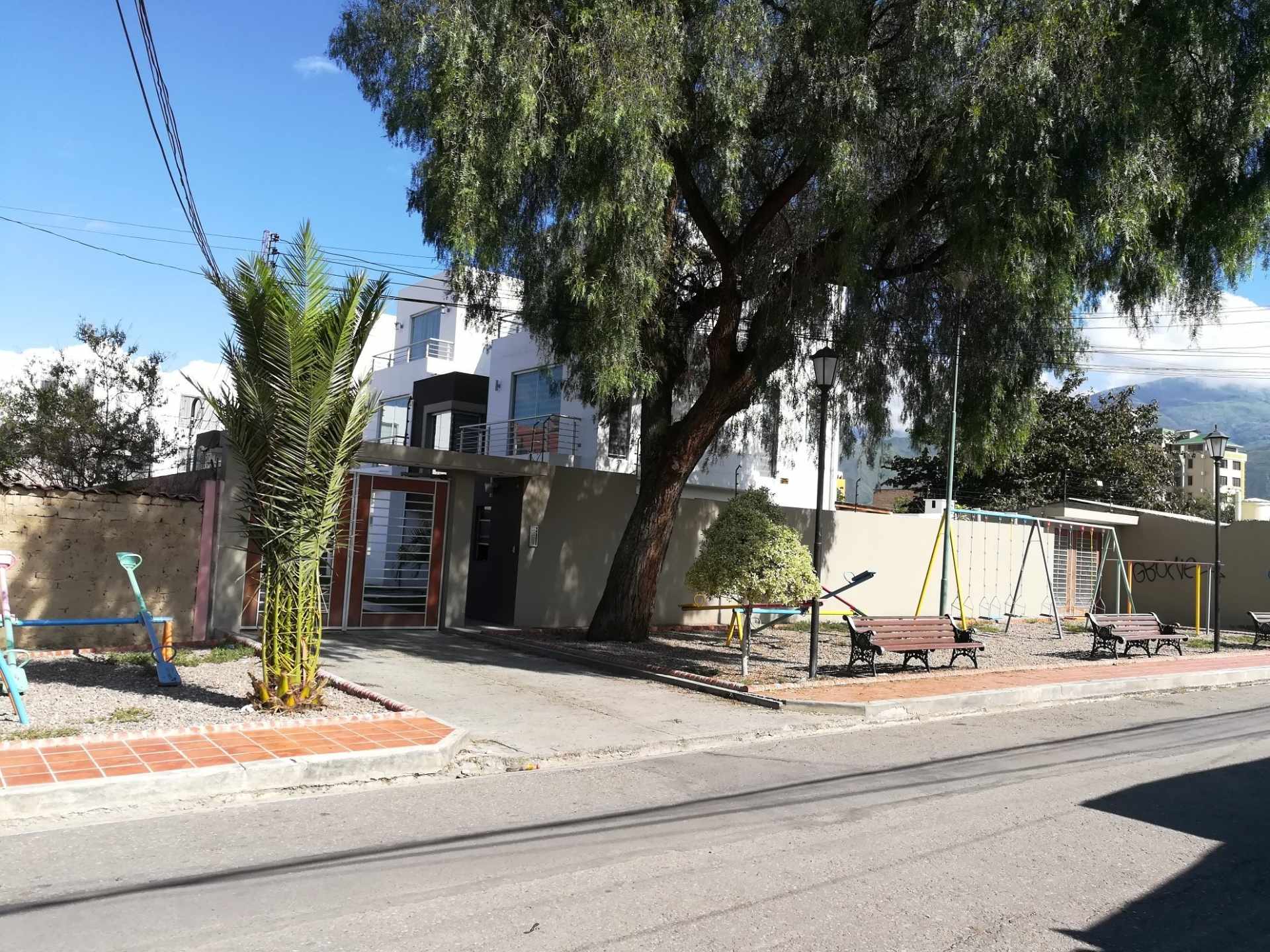 Casa en VentaDueño vende casa en Condominio 