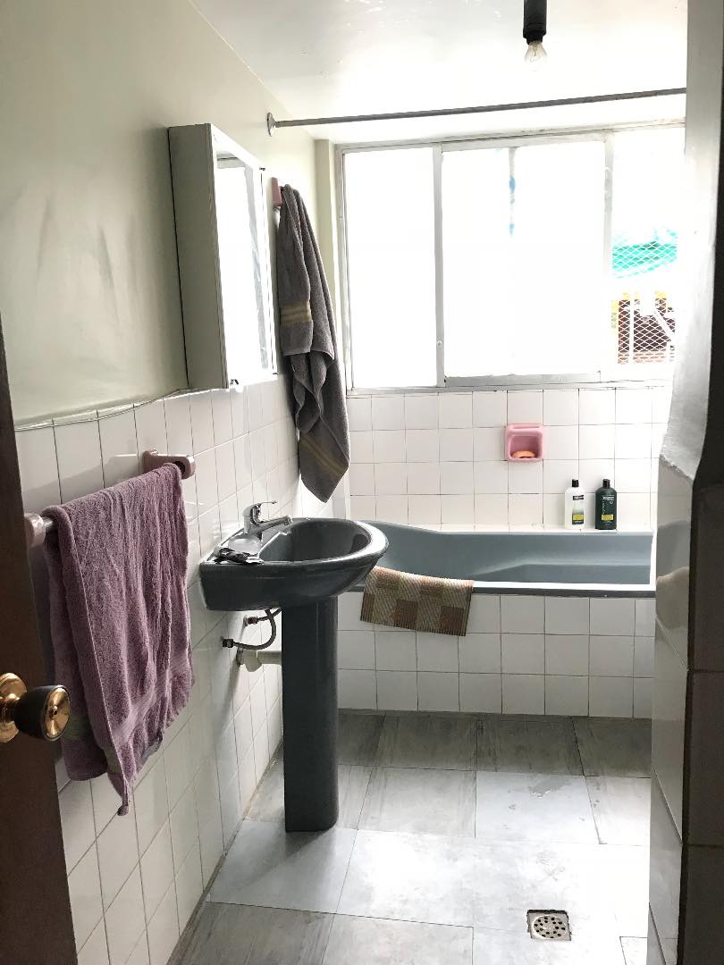 Departamento en VentaAv. 20 de octubre (entre Guachalla y Aspiazu) Edificio Europa Foto 11