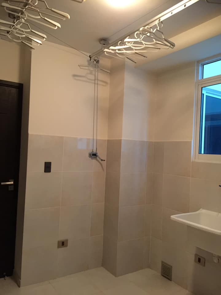 Departamento en AlquilerAv. America, esquina Villarroel. Edificio Portal Foto 9