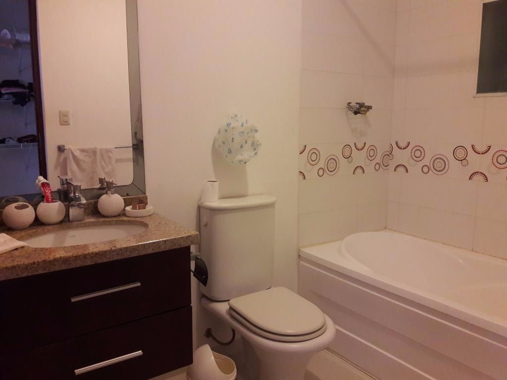 Departamento en AlquilerCONDOMINIO SOLARIS - AV. ALEMANA 5to anillo 2 dormitorios 2 baños 1 parqueos Foto 20