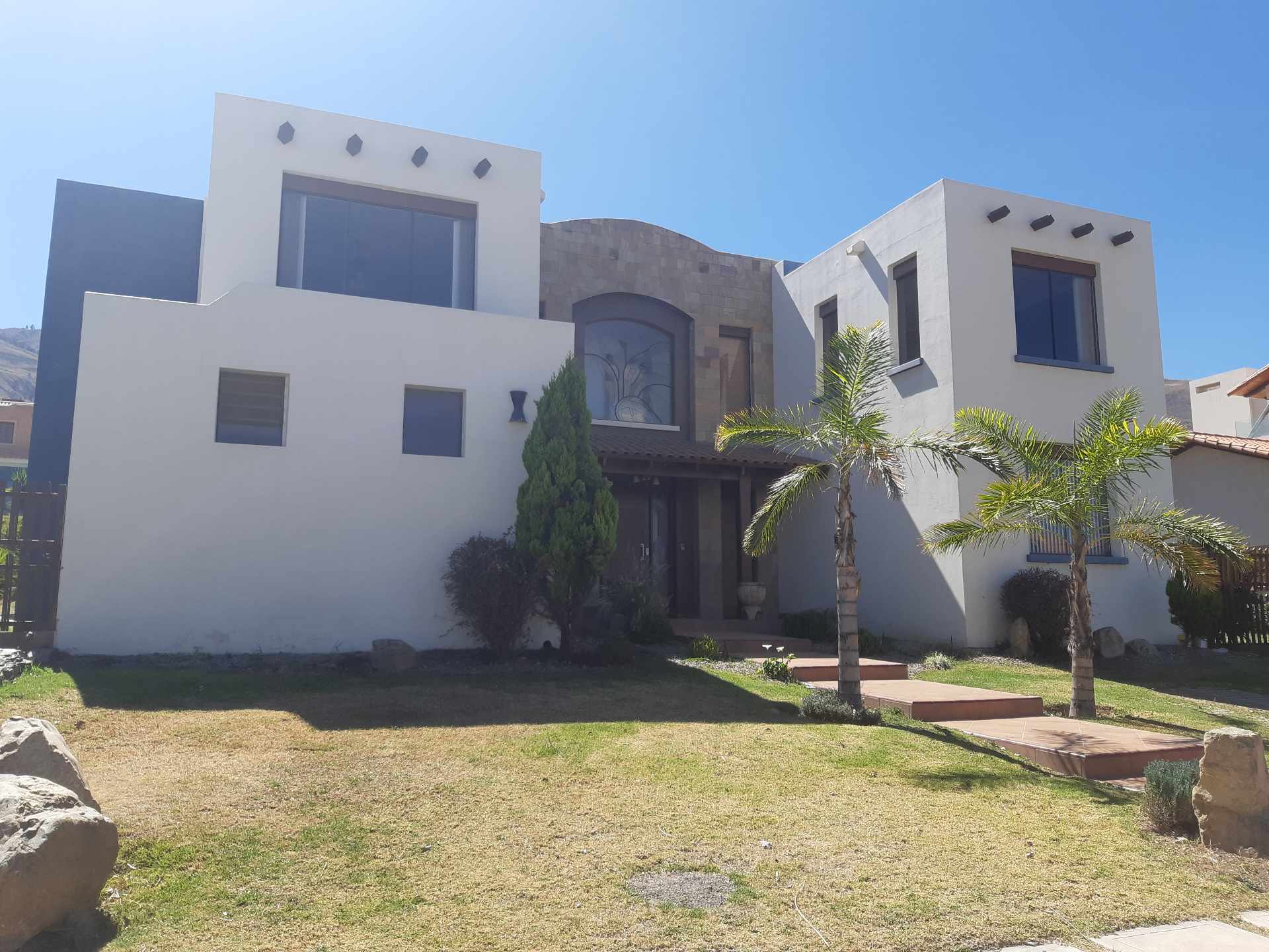 Casa en Villa Taquiña en Cochabamba 5 dormitorios 5 baños 3 parqueos Foto 12