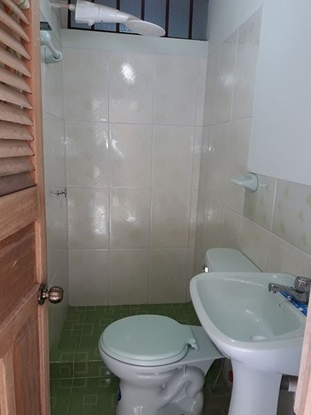 Casa en Ciudad Satélite en El Alto 7 dormitorios 2 baños 5 parqueos Foto 9