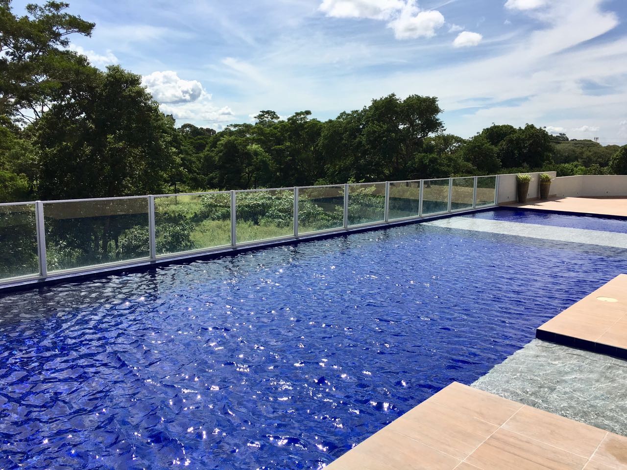 Departamento en Entre 6to y 7mo anillo Norte en Santa Cruz de la Sierra 3 dormitorios 2 baños  Foto 8