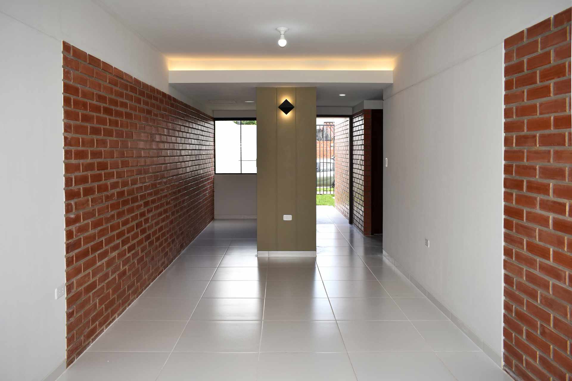 Casa en VentaBarrio Magisterio Sur, calle 3, Zona Santos Dumont 3 dormitorios 2 baños 1 parqueos Foto 3