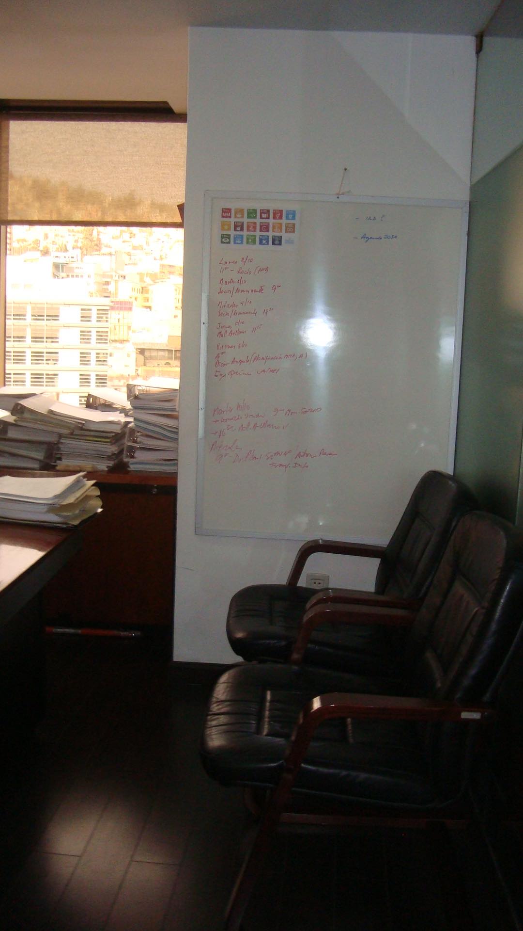 Oficina en AlquilerFederico Suazo esq. Bueno,Nº 1598  Edificio Park Inn,  Foto 5