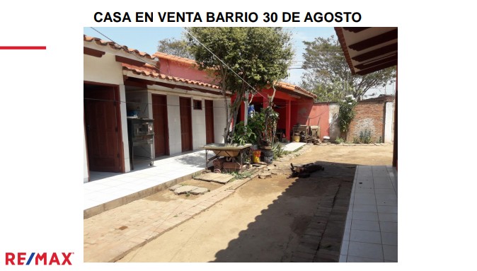 Casa en VentaAv. Moscu Barrio 30 de Agosto 6to anillo  6 dormitorios 2 baños 3 parqueos Foto 9