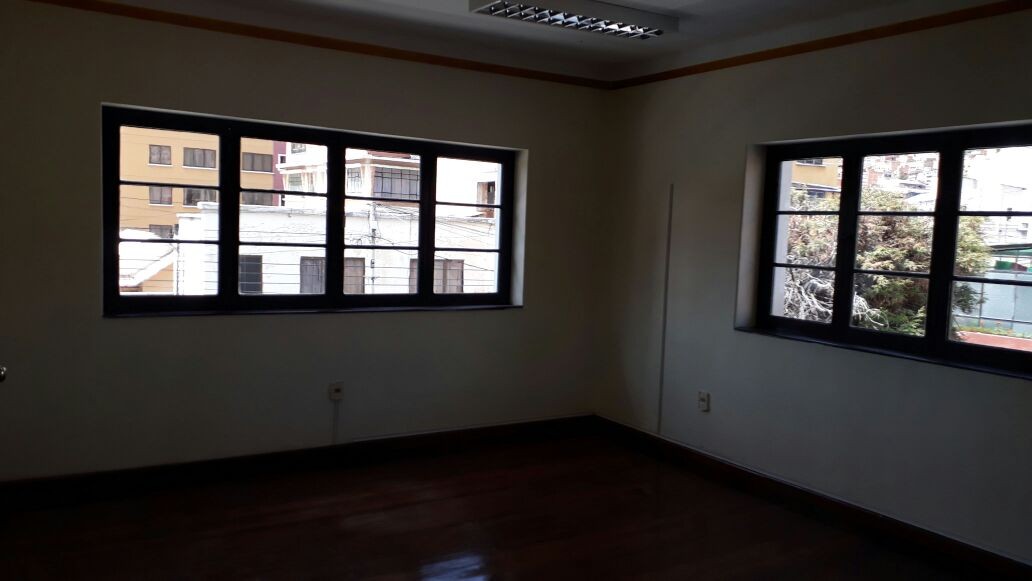 Casa en AlquilerEn alquiler casa para oficinas en Miraflores Foto 20