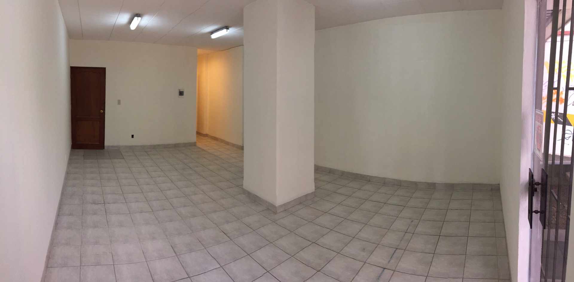 Local comercial en AlquilerEdificio VENECIA de la Avenida Capitán Ravelo N° 2351, Local comercial N° 2. Foto 6