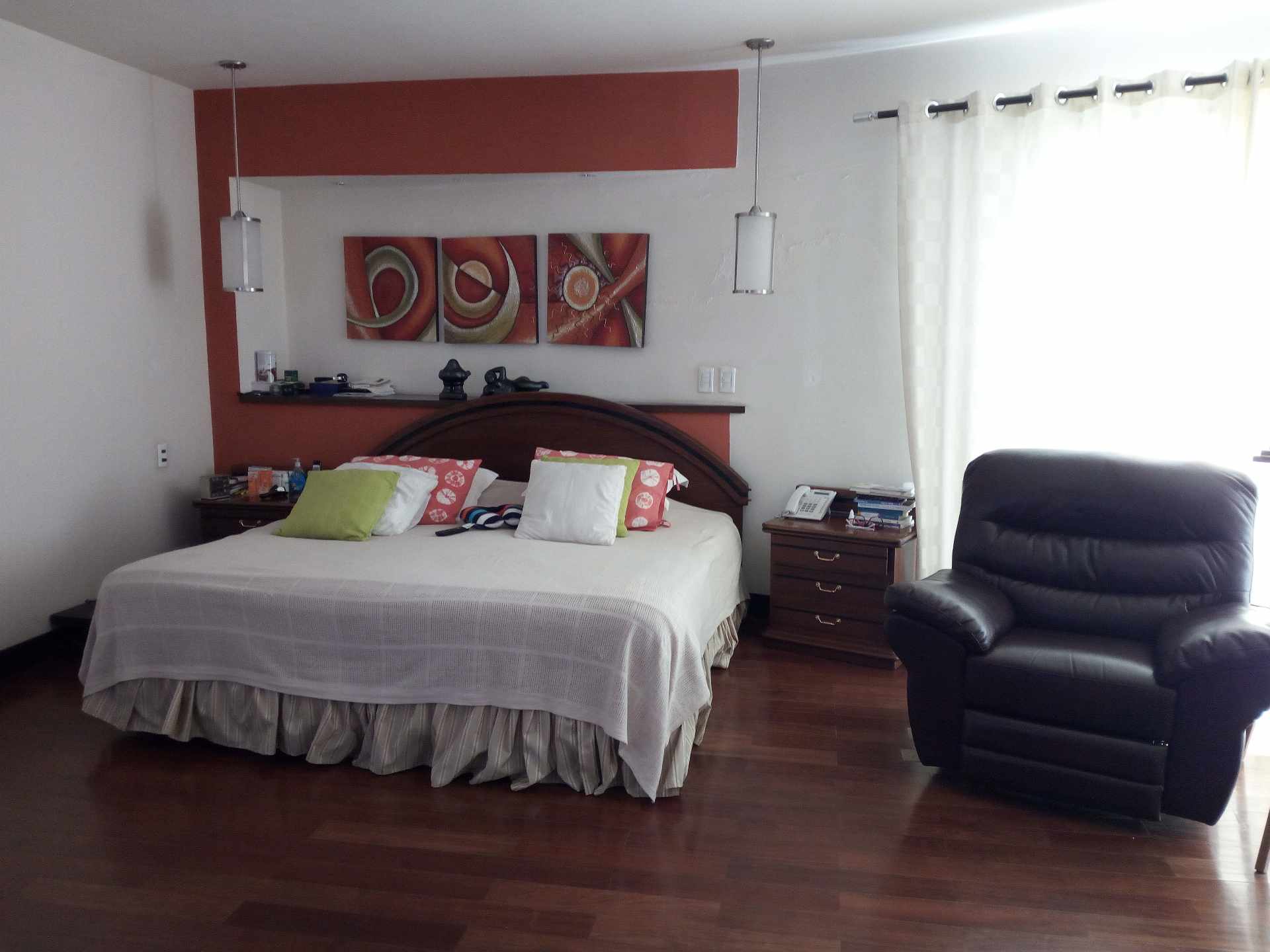 Casa en Sacaba en Cochabamba 3 dormitorios 5 baños 4 parqueos Foto 13