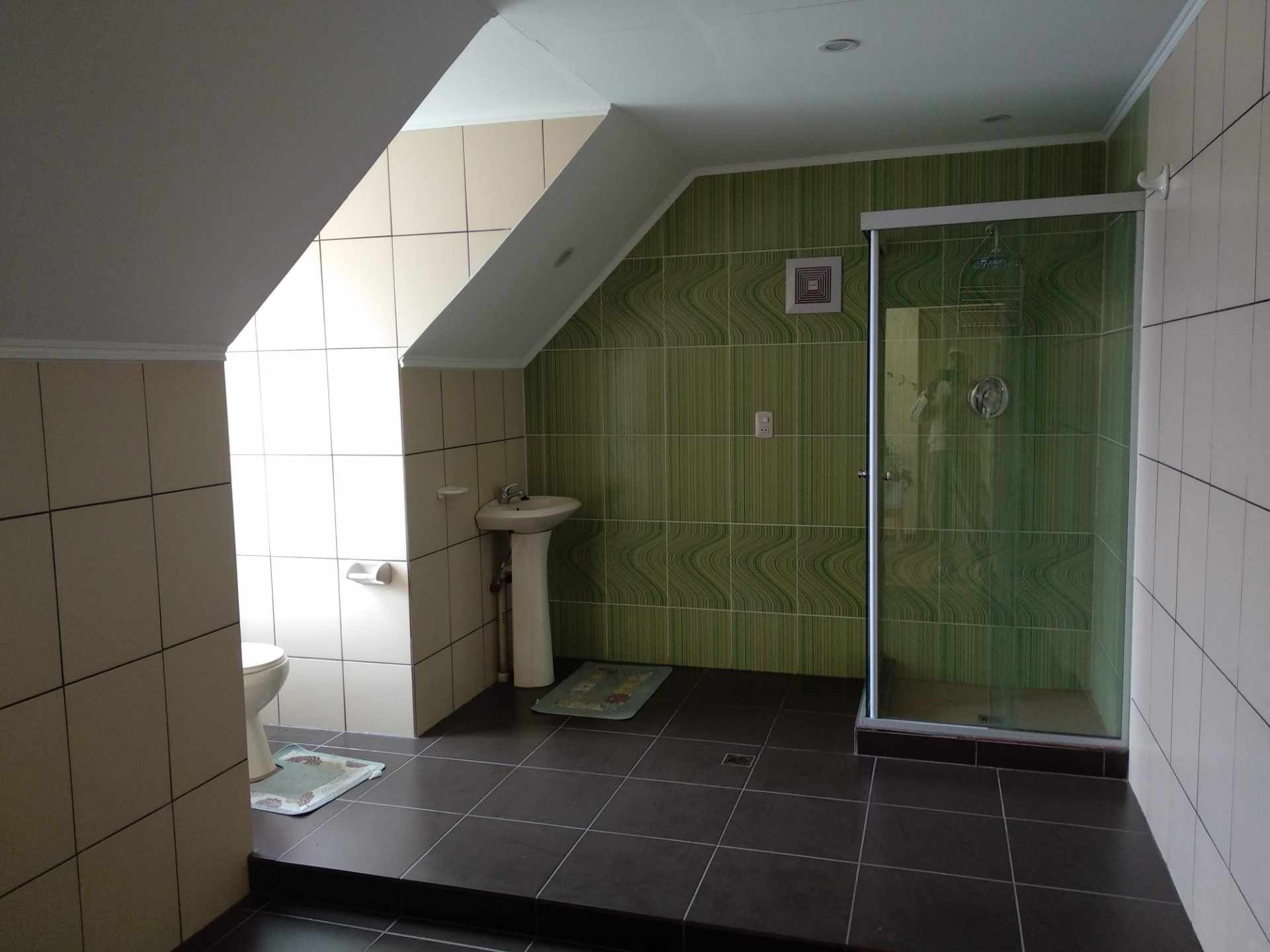 Casa en Mecapaca en La Paz 4 dormitorios 3 baños 6 parqueos Foto 10