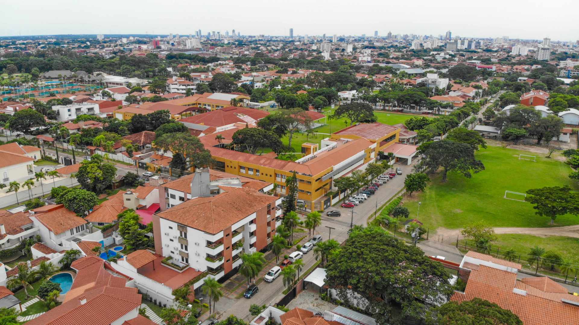 Departamento en VentaBarrio las palmas, calle Barcelona esquina calle las palmas 3 dormitorios 2 baños 1 parqueos Foto 9