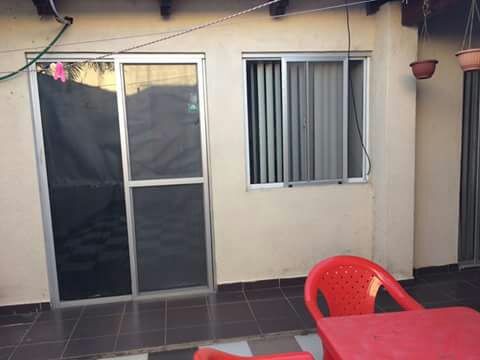 Casa en Alquiler casa en alquiler y/o venta. km 9 al norte sevilla norte 1 4 dormitorios 2 baños 2 parqueos Foto 3