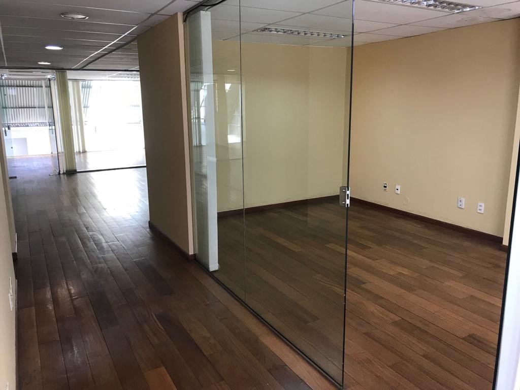 Edificio en Obrajes en La Paz 1 dormitorios 6 baños  Foto 12