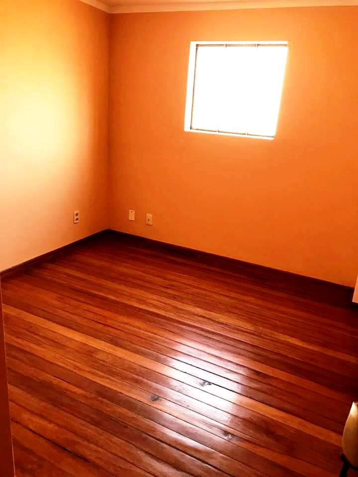 Casa en VentaCASA EN VENTA - Miraflores 9 dormitorios 5 baños 2 parqueos Foto 21