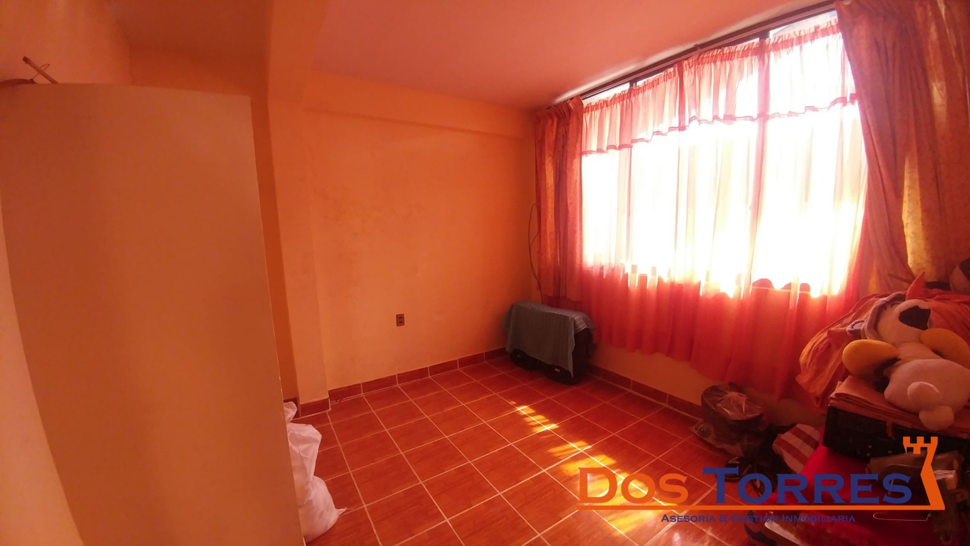 Casa en Venta137.000$us Chillimarca casa en venta con 5 Dormitorios - Ref. 910 Foto 2