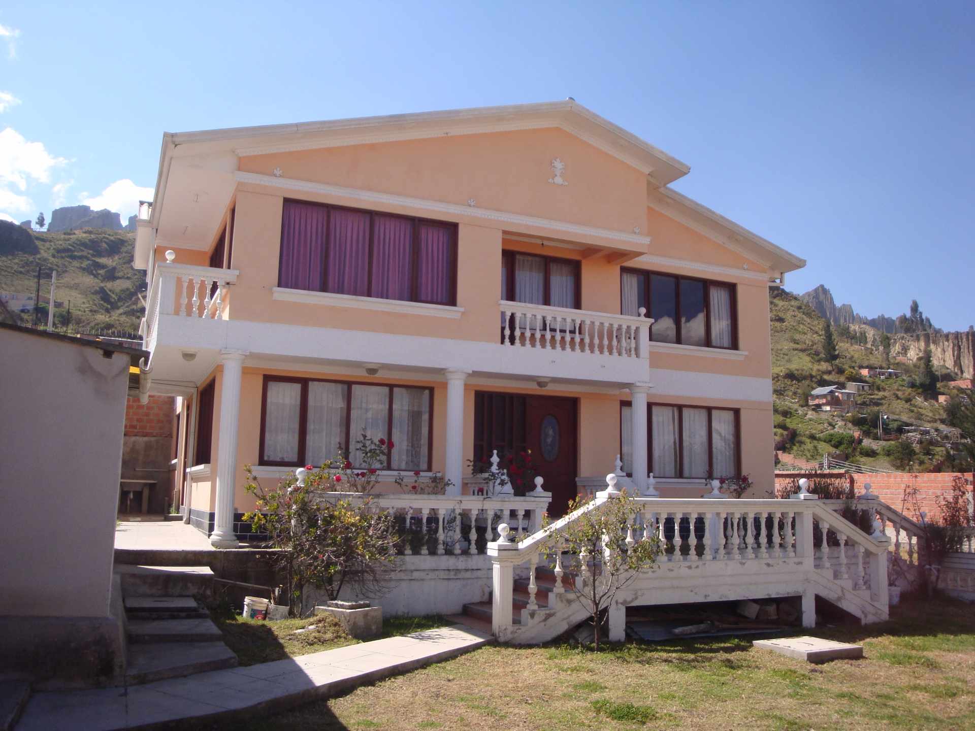 Casa en Chasquipampa en La Paz 4 dormitorios 3 baños 2 parqueos Foto 20