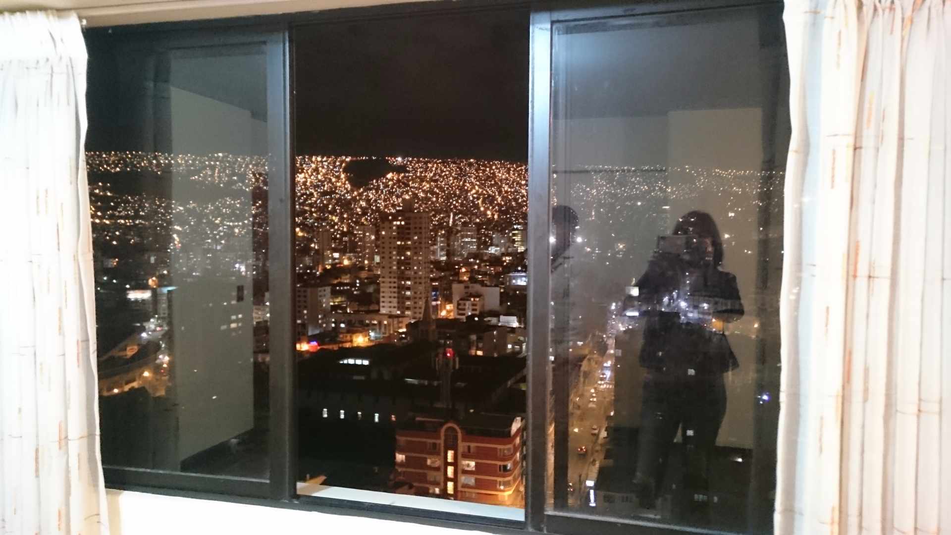 Departamento en Miraflores en La Paz 2 dormitorios 2 baños 1 parqueos Foto 7