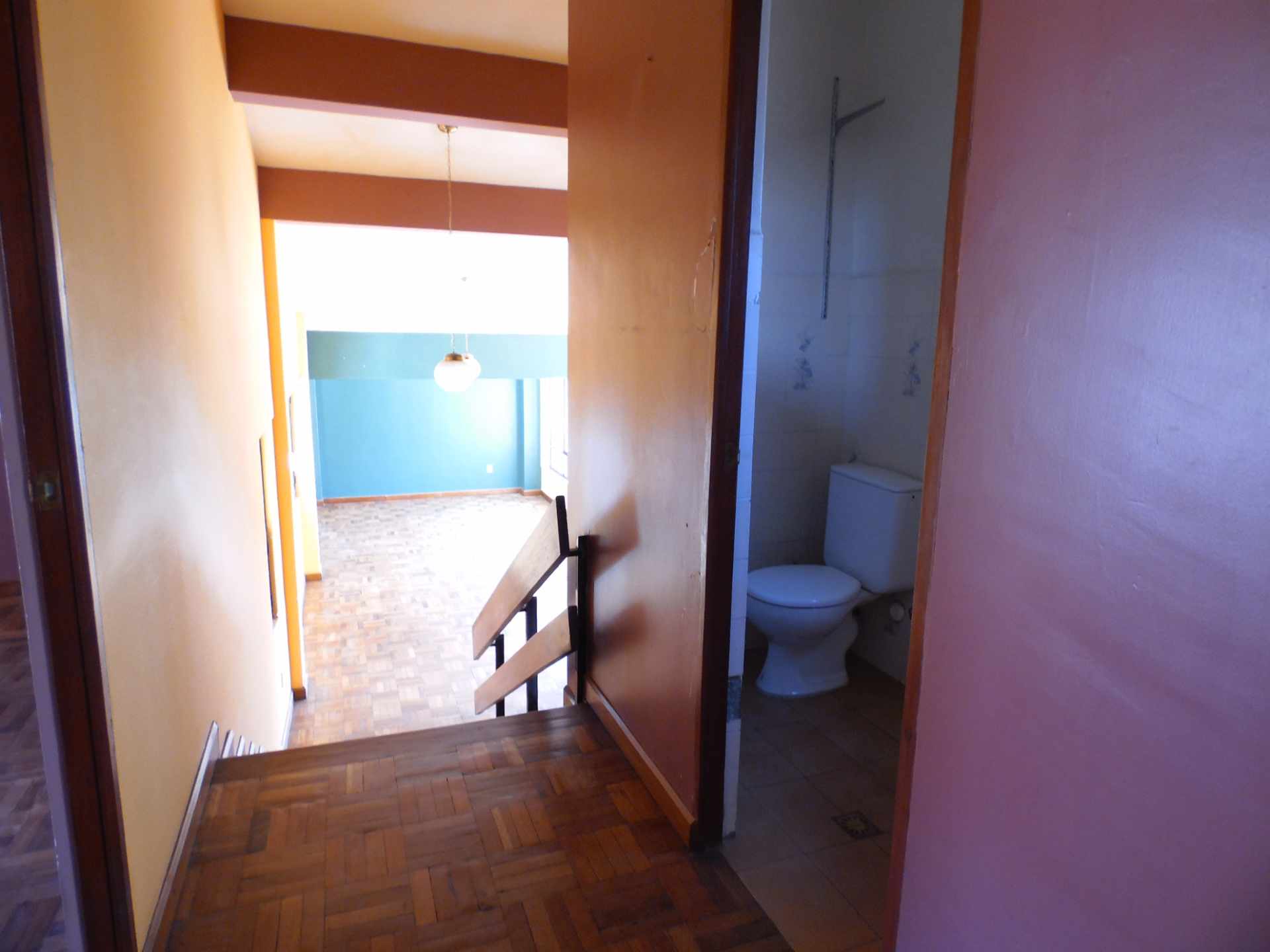 Departamento en VentaLos Pinos entrada por la calle 6 4 dormitorios 3 baños  Foto 2