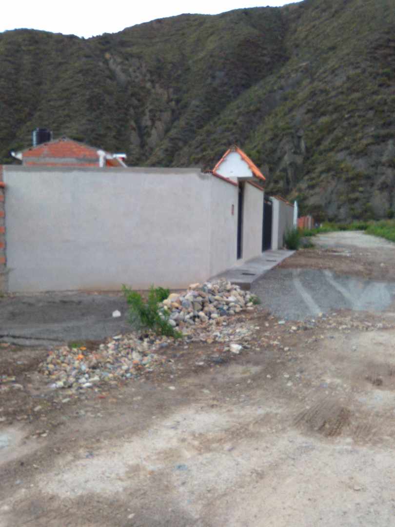Terreno en Mecapaca en La Paz    Foto 2