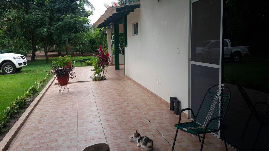 Galpón en VentaTERRENO CON GALPON EN ZONA URBANA DE COTOCA Foto 10