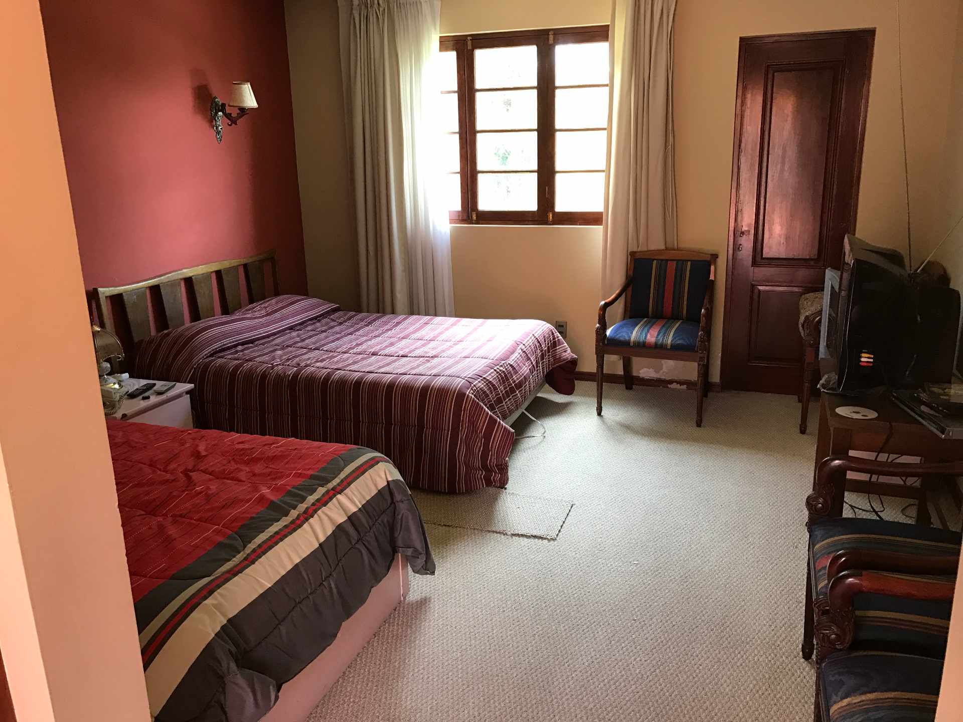 Casa en Achocalla en La Paz 3 dormitorios 5 baños 6 parqueos Foto 6