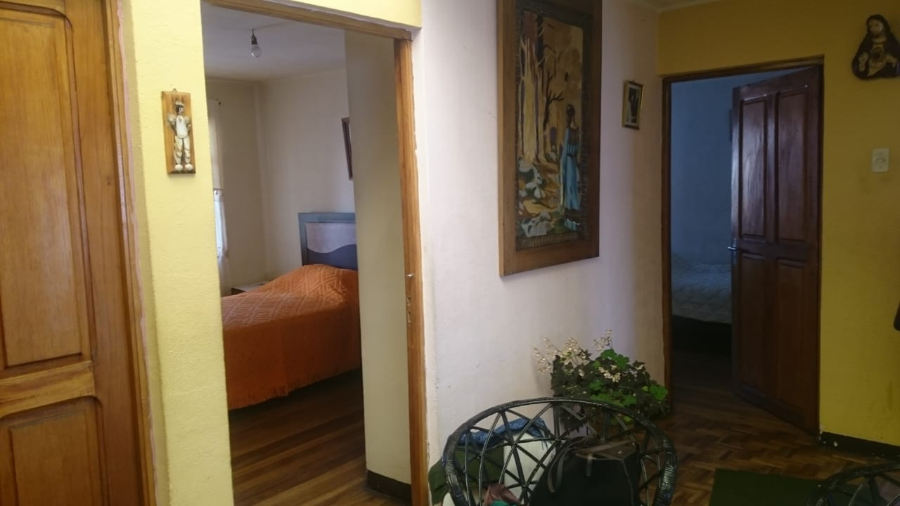 Casa en Miraflores en La Paz 3 dormitorios 2 baños  Foto 1