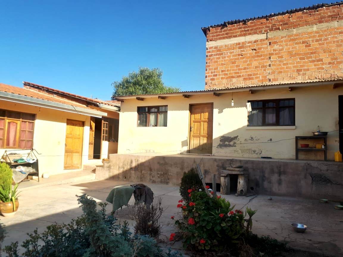 Casa en Ushpa Ushpa en Cochabamba 4 dormitorios 1 baños 1 parqueos Foto 2