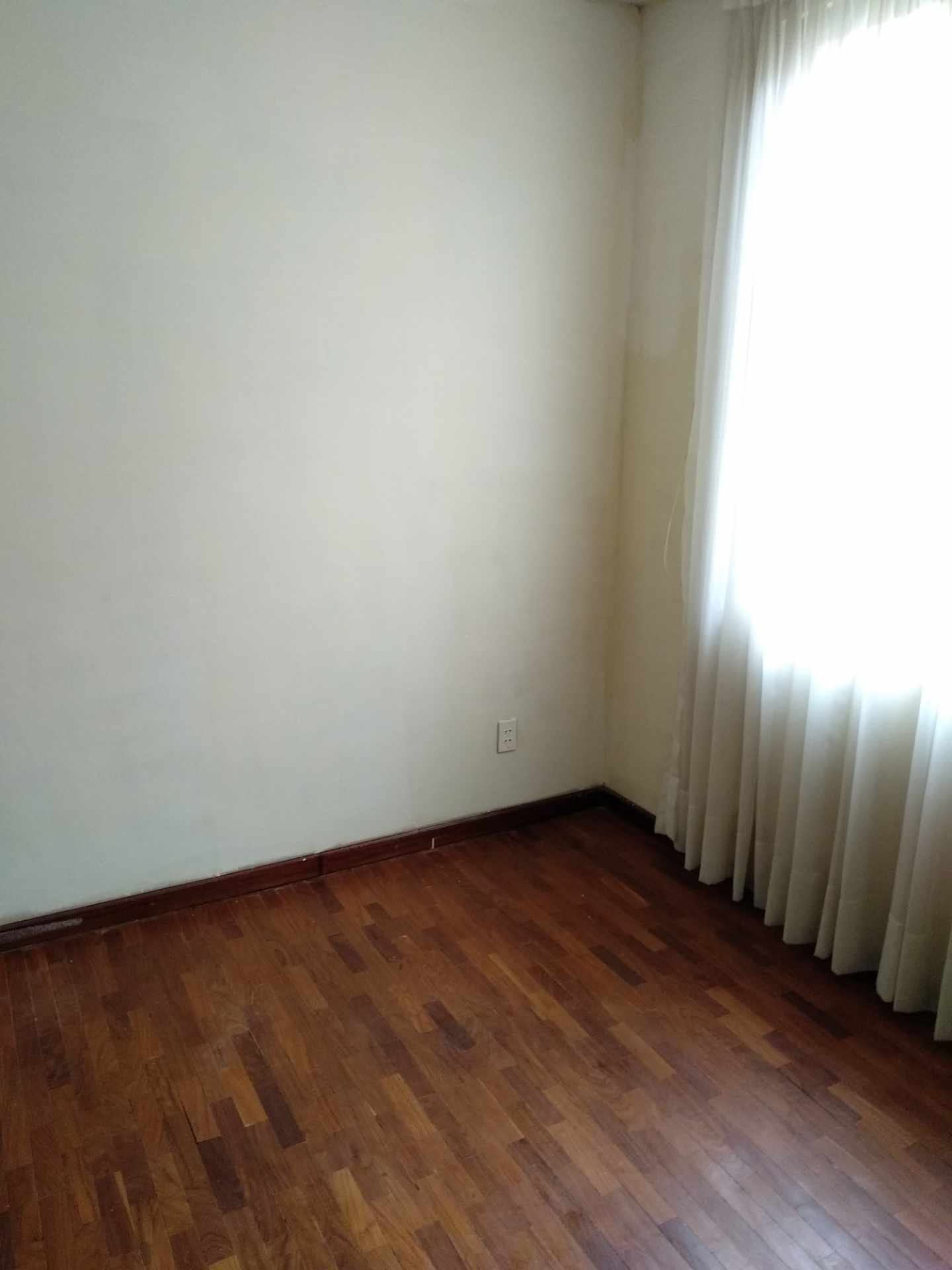 Departamento en AlquilerIrpavi, calle 13 3 dormitorios 1 baños 1 parqueos Foto 3