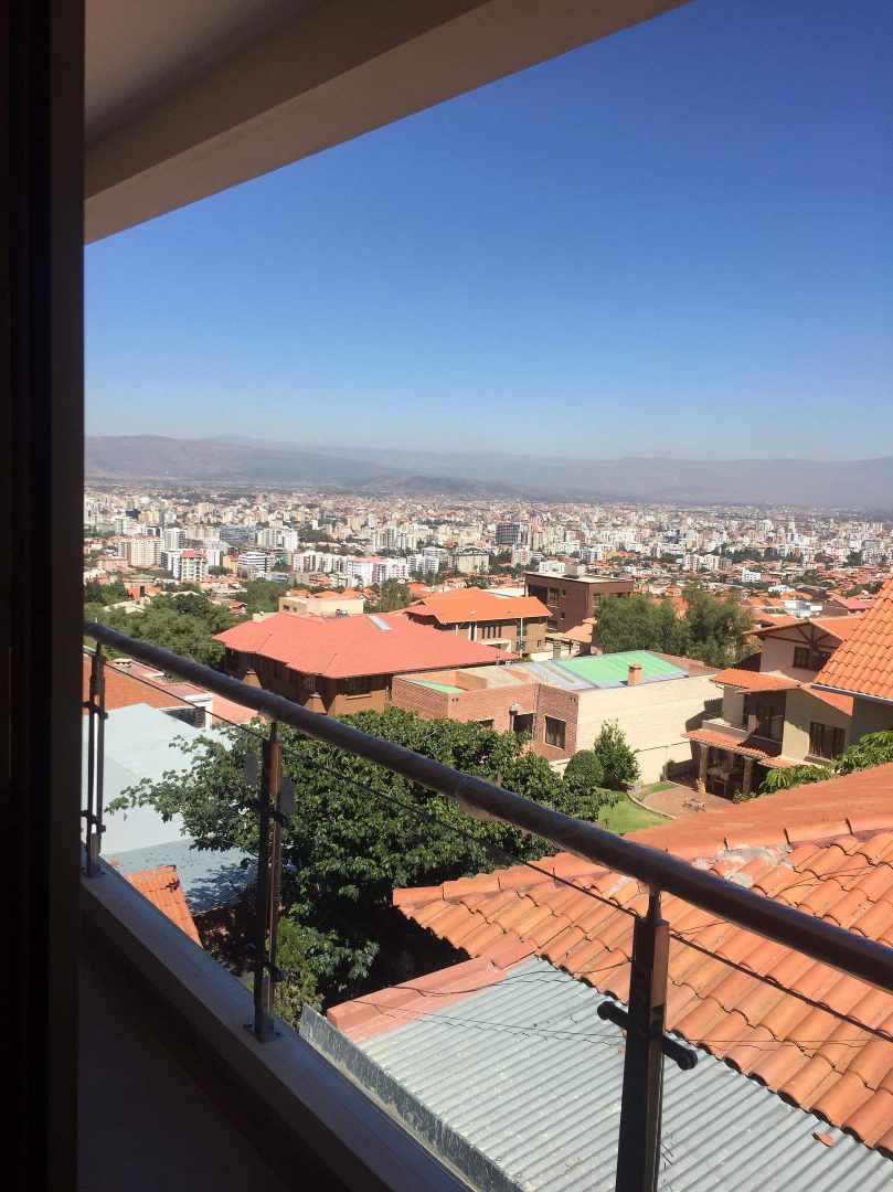 Departamento en Tupuraya en Cochabamba 3 dormitorios 2 baños 1 parqueos Foto 3