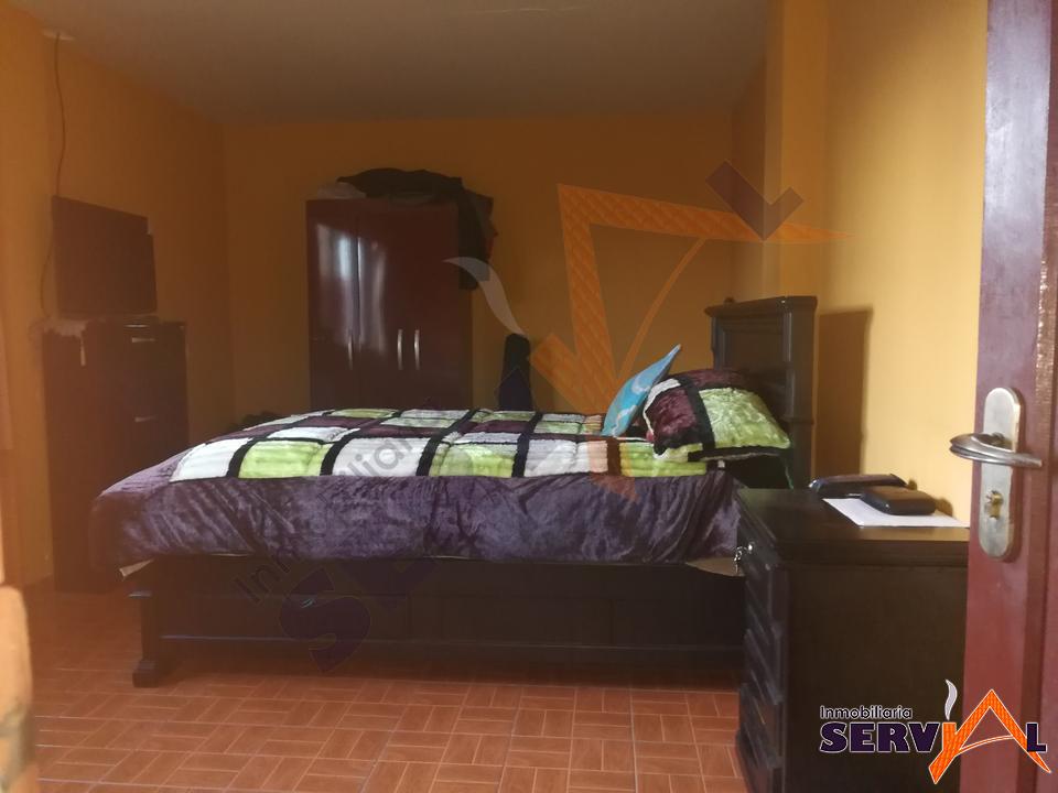 Casa en Cala Cala en Cochabamba 4 dormitorios 3 baños 3 parqueos Foto 8