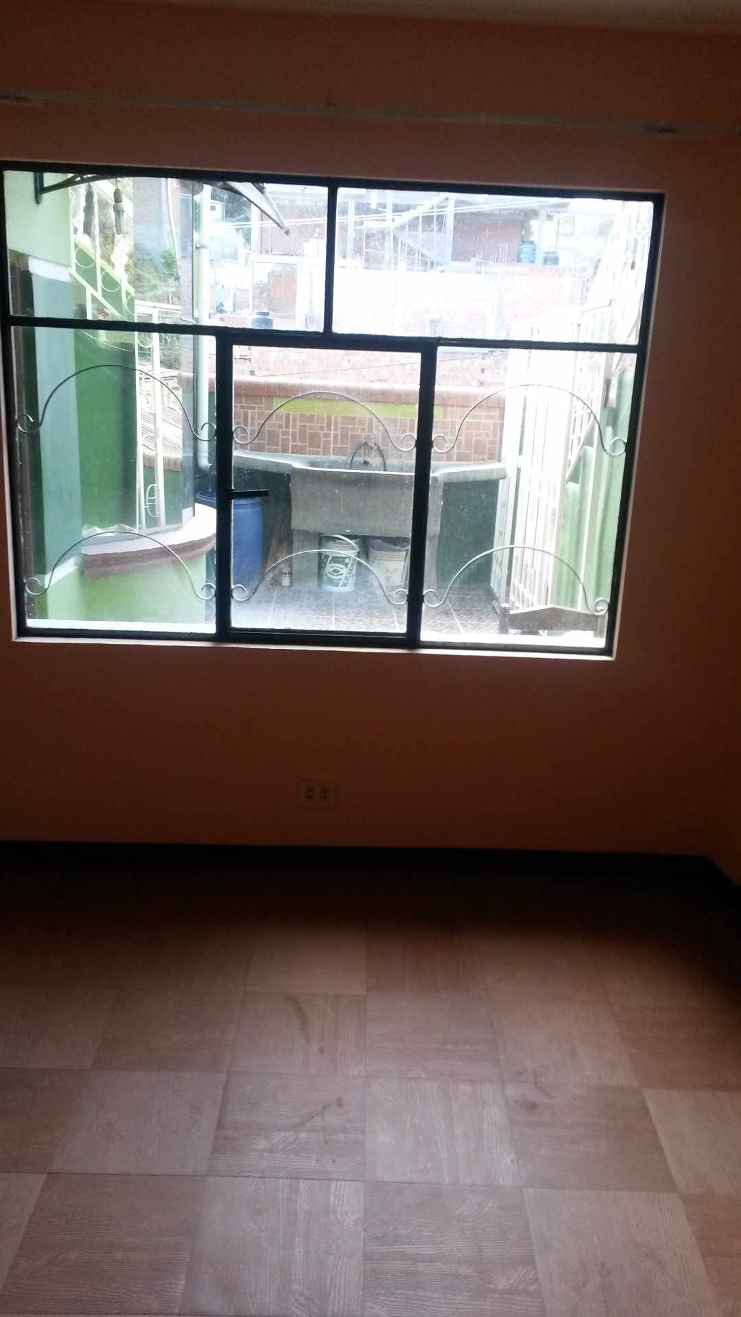 Departamento en AnticréticoBarrio Minasa, calle 3  No. 80 2 dormitorios 1 baños 1 parqueos Foto 7