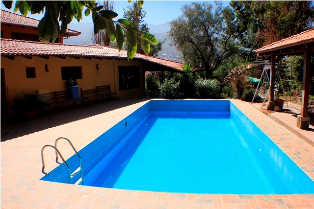 Casa en VentaCalle Innominada, Urb. El Paraiso 4 dormitorios 5 baños  Foto 22