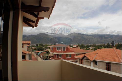 Casa en Sarco en Cochabamba 5 dormitorios 2 baños  Foto 9