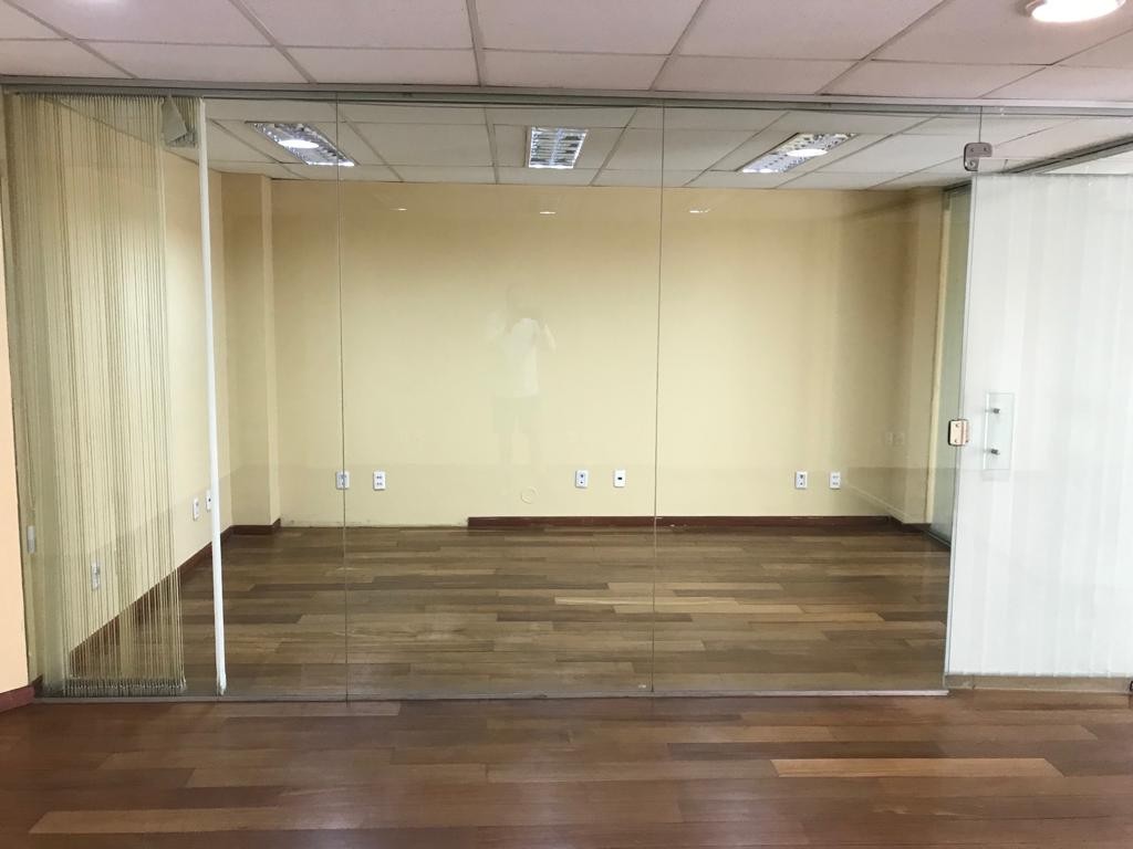 Edificio en Obrajes en La Paz 1 dormitorios 6 baños  Foto 10