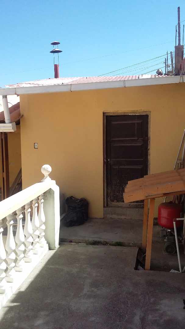 Casa en Mecapaca en La Paz 5 dormitorios 2 baños 3 parqueos Foto 3