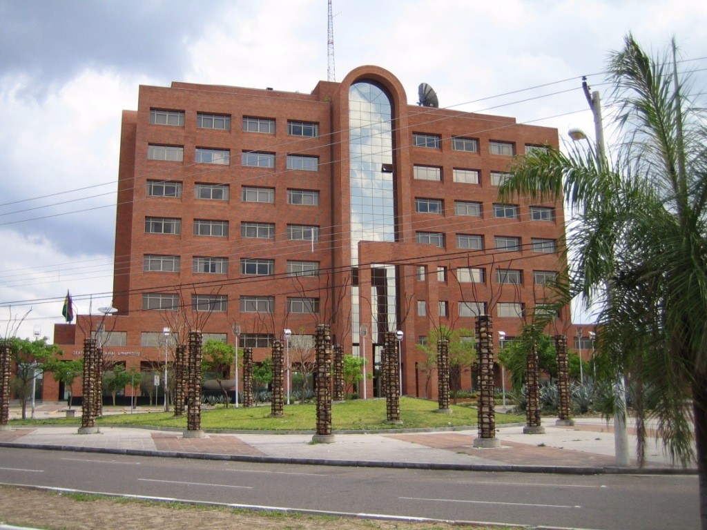 Oficina Edificio Centro Empresarial Equipetrol-Ave. San Martin Equipetrol Norte Foto 1