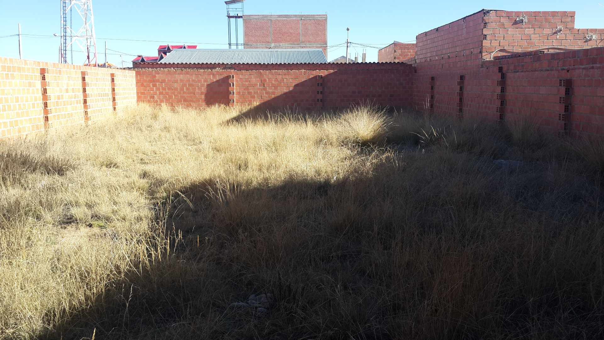 Terreno en VentaEn Venta terreno El Alto Urb. TARAPACA 