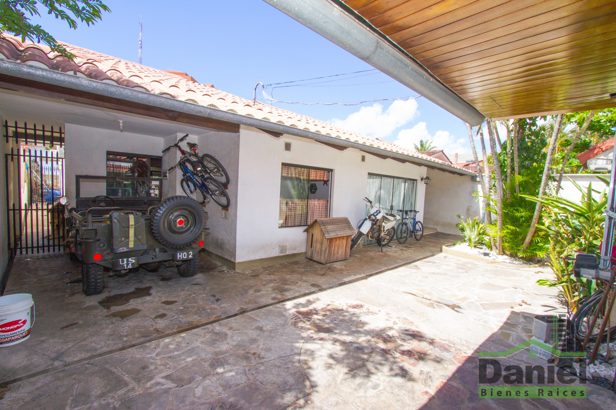 Casa en VentaSanta Cruz de la Sierra, Bolivia 4 dormitorios 4 baños 2 parqueos Foto 15