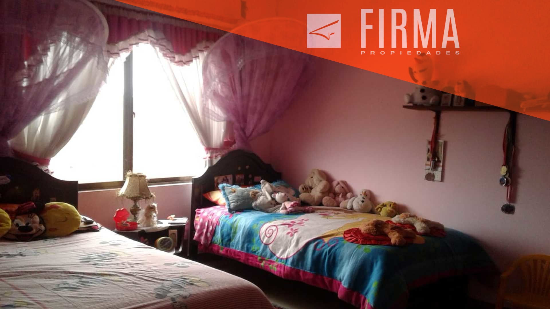 Casa en San Marcos en Tarija 4 dormitorios 4 baños 3 parqueos Foto 18