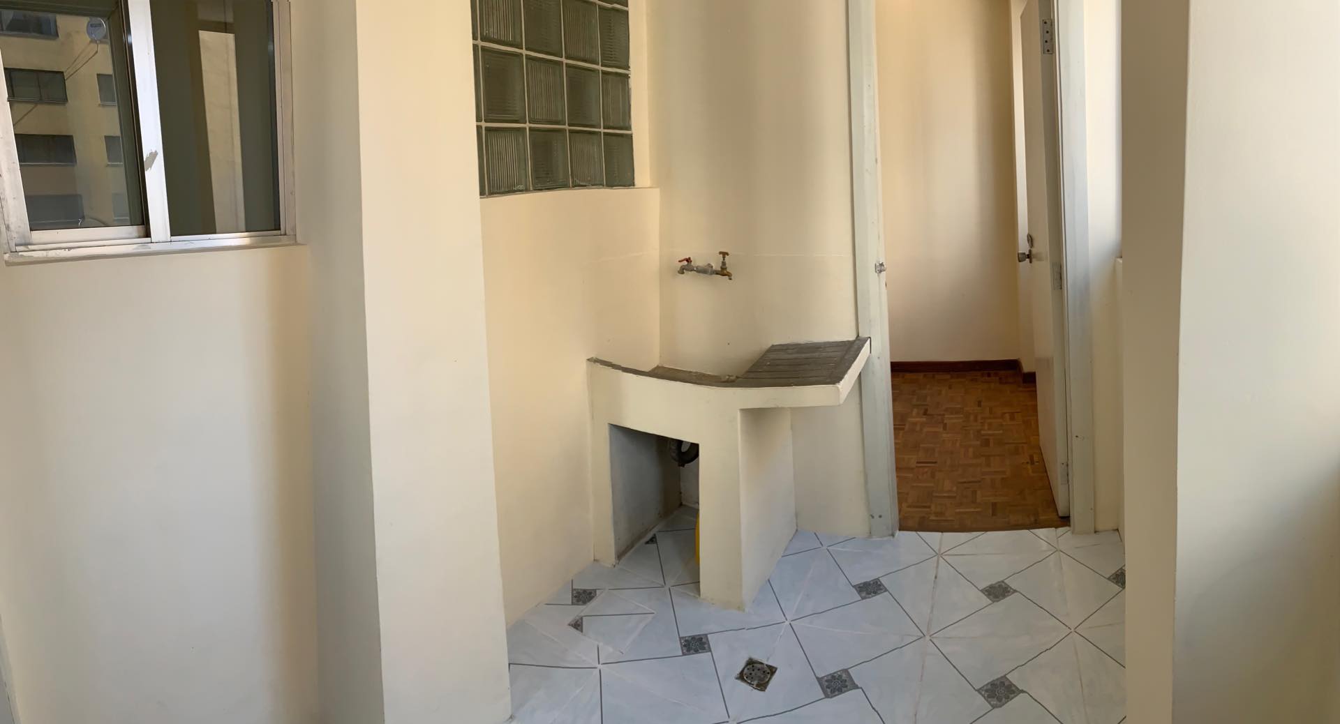 Departamento C. 20 de octubre esquina Aspiazu Edificio Europa Foto 11