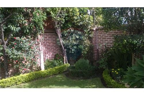 Local comercial en AlquilerAv. Circunvalación casi Av. Melchor Urquidi Foto 9