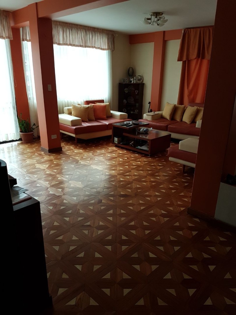 Departamento en Miraflores en La Paz 3 dormitorios 3 baños 1 parqueos Foto 6